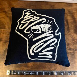 5/$20 PRIMITIVES BY KATHY Wisconsin 10x10 PILLOW